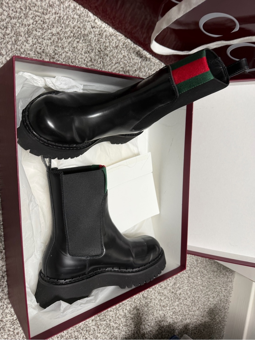 Gucci Black Leather Chelsea Ankle Boots with Green-Red Webbing